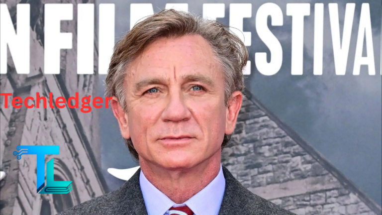 Daniel Craig